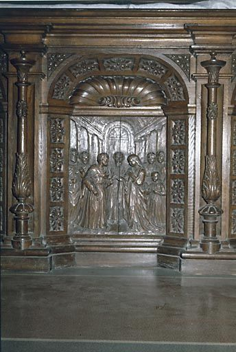 Autel-retable nord : bas-relief du Mariage de la Vierge sur le devant de l'autel. © Yves Sancey / Région Bourgogne-Franche-Comté, Inventaire du patrimoine - 1973