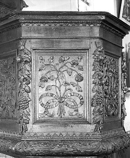 Le deuxième panneau de la cuve. © Yves Sancey / Région Bourgogne-Franche-Comté, Inventaire du patrimoine - 1974