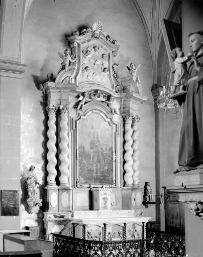 Vue d'ensemble de trois quarts gauche. © Yves Sancey / Région Bourgogne-Franche-Comté, Inventaire du patrimoine - 1975