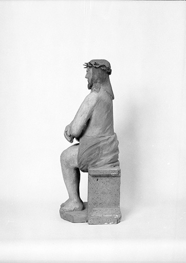 Profil gauche. © Yves Sancey / Région Bourgogne-Franche-Comté, Inventaire du patrimoine - 1975