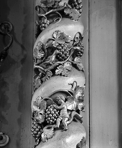 Détail d'une colonne du retable. © Yves Sancey / Région Bourgogne-Franche-Comté, Inventaire du patrimoine - 1976