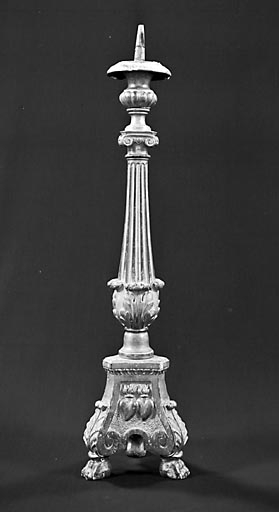 Vue d'un chandelier. © Yves Sancey / Région Bourgogne-Franche-Comté, Inventaire du patrimoine - 1977