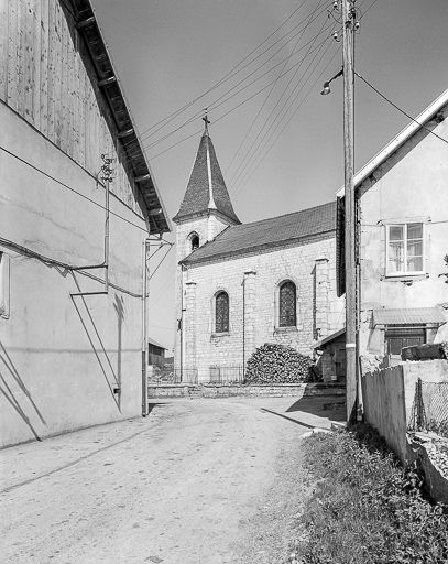 Façade latérale droite. © Yves Sancey / Région Bourgogne-Franche-Comté, Inventaire du patrimoine - 1978