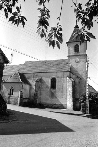 Façade latérale gauche. © Bernard Lardière / Région Bourgogne-Franche-Comté, Inventaire du patrimoine - 1981