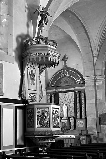 Vue d'ensemble de trois quarts gauche. © Yves Sancey / Région Bourgogne-Franche-Comté, Inventaire du patrimoine - 1983
