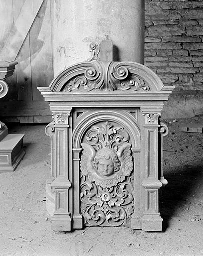 Edicule de couronnement déposé. © Jérôme Mongreville / Région Bourgogne-Franche-Comté, Inventaire du patrimoine - 1987