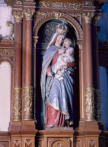 Face antérieure vue de trois quarts gauche. © Jérôme Mongreville / Région Bourgogne-Franche-Comté, Inventaire du patrimoine - 1987