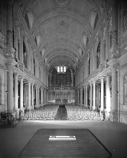 Vue d'ensemble de la nef vers l'entrée. © Jérôme Mongreville / Région Bourgogne-Franche-Comté, Inventaire du patrimoine - 1987