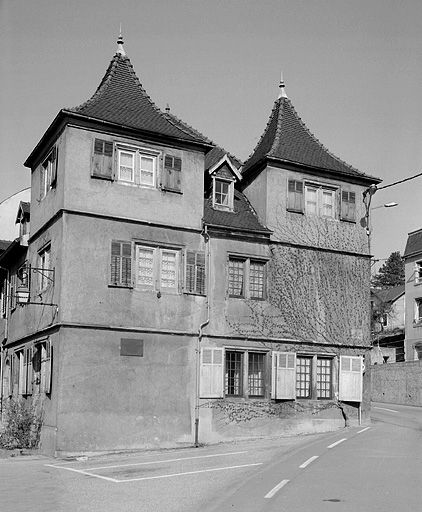 Aile nord de l'Université, façade extérieure orientale. © Jérôme Mongreville / Région Bourgogne-Franche-Comté, Inventaire du patrimoine - 1988