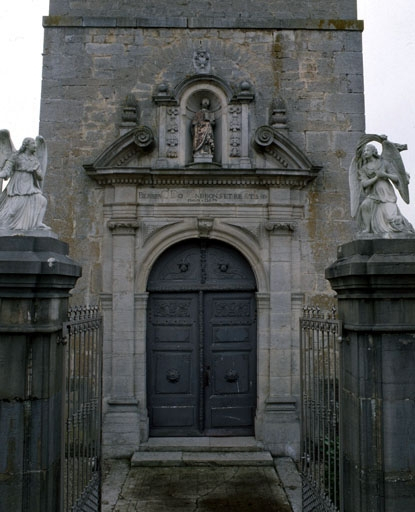 Portail et grille d'entrée. © Yves Sancey / Région Bourgogne-Franche-Comté, Inventaire du patrimoine - 1990