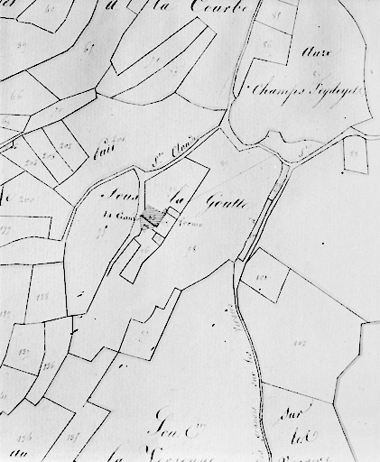 Plan-masse et de situation. Dessin, 1812. Extrait du plan cadastral, section A, 1ère feuille, échelle 1:2500. © Jérôme Mongreville / Région Bourgogne-Franche-Comté, Inventaire du patrimoine - 1997