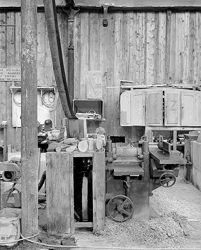 Vue de face, avec la transmission par courroie. © Yves Sancey / Région Bourgogne-Franche-Comté, Inventaire du patrimoine - 2002