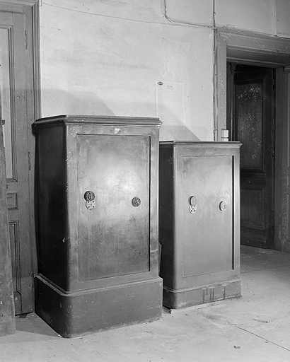 Vue d'ensemble (coffre de droite). © Yves Sancey / Région Bourgogne-Franche-Comté, Inventaire du patrimoine - 2002