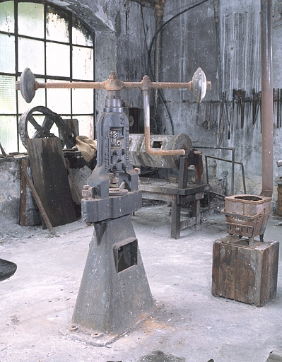 Vue depuis le sud-ouest. © Yves Sancey / Région Bourgogne-Franche-Comté, Inventaire du patrimoine - 2002