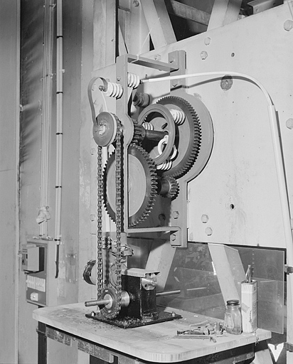 Le système d'entraînement des aiguilles. © Yves Sancey / Région Bourgogne-Franche-Comté, Inventaire du patrimoine - 2003