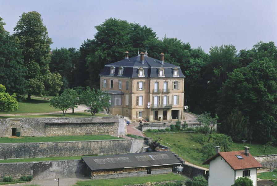 Beaucourt (90) : demeure d'industriel © phot. Y. Sancey / Région Bourgogne-Franche-Comté, Inventaire du patrimoine, 2002