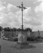 Croix de cimetière © Région Bourgogne-Franche-Comté, Inventaire du patrimoine