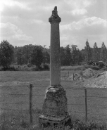 Croix de chemin © Région Bourgogne-Franche-Comté, Inventaire du patrimoine