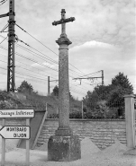 Croix © Région Bourgogne-Franche-Comté, Inventaire du patrimoine