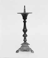 Vue d'un chandelier. © Région Bourgogne-Franche-Comté, Inventaire du patrimoine