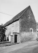 Vue du mur-pignon et de l'élévation postérieure du corps gauche. © Région Bourgogne-Franche-Comté, Inventaire du patrimoine