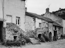 Vue générale, de trois quarts gauche. © Région Bourgogne-Franche-Comté, Inventaire du patrimoine