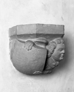 Console gauche © Région Bourgogne-Franche-Comté, Inventaire du patrimoine