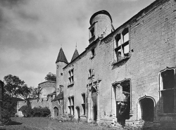 Château fort © Région Bourgogne-Franche-Comté, Inventaire du patrimoine