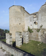 Château fort © Région Bourgogne-Franche-Comté, Inventaire du patrimoine