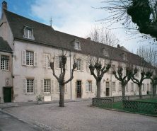 Bâtiment de la Communauté des soeurs et des orphelines, élévation est, sur cour. © Région Bourgogne-Franche-Comté, Inventaire du patrimoine