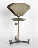  instrument de démonstration en optique © Région Bourgogne-Franche-Comté, Inventaire du patrimoine