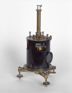  instrument de mesure des charges électrostatiques © Région Bourgogne-Franche-Comté, Inventaire du patrimoine
