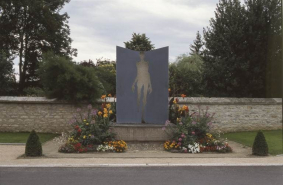 Monument aux résistants et déportés de Gergy 1940 -1945 (érigé en 1974). © Région Bourgogne-Franche-Comté, Inventaire du patrimoine