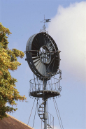 Détail de la partie supérieure. © Région Bourgogne-Franche-Comté, Inventaire du patrimoine