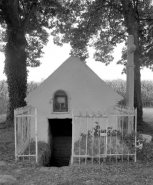 Façade de l'oratoire. © Région Bourgogne-Franche-Comté, Inventaire du patrimoine