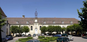 Aile droite : élévation sur la cour antérieure. © Région Bourgogne-Franche-Comté, Inventaire du patrimoine