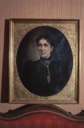 Portrait d' Adrienne Gefroy. © Région Bourgogne-Franche-Comté, Inventaire du patrimoine