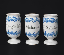 Vue de 3 pots canons. © Région Bourgogne-Franche-Comté, Inventaire du patrimoine