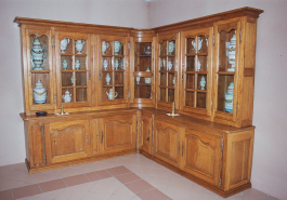 Vue d'ensemble du meuble en angle. © Région Bourgogne-Franche-Comté, Inventaire du patrimoine