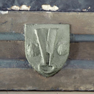 Détail de l'écu armorié. © Région Bourgogne-Franche-Comté, Inventaire du patrimoine