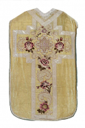 Vue d'ensemble de la chasuble. © Région Bourgogne-Franche-Comté, Inventaire du patrimoine