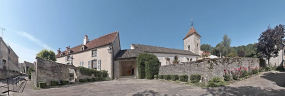 Presbytère, église et place du village. © Région Bourgogne-Franche-Comté, Inventaire du patrimoine