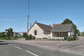Vue d'ensemble avec la chapelle. © Région Bourgogne-Franche-Comté, Inventaire du patrimoine