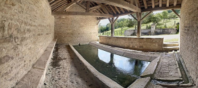 Lavoir, vue intérieure. © Région Bourgogne-Franche-Comté, Inventaire du patrimoine