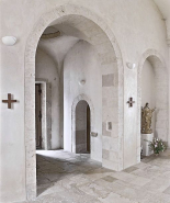 Vestibule, vue depuis la nef. © Région Bourgogne-Franche-Comté, Inventaire du patrimoine