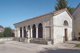Vue de trois quarts droit. © Région Bourgogne-Franche-Comté, Inventaire du patrimoine