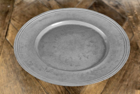 Vue d'ensemble du plat n° 02/00371, 2. © Région Bourgogne-Franche-Comté, Inventaire du patrimoine