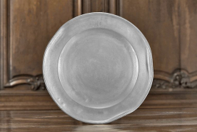 Vue d'ensemble du plat n° 02/00400, 1. © Région Bourgogne-Franche-Comté, Inventaire du patrimoine