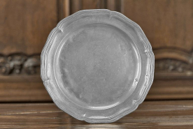 Vue d'ensemble du revers du plat n° 02/00345. © Région Bourgogne-Franche-Comté, Inventaire du patrimoine