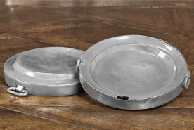 Vue d'ensemble des assiettes-réchauds n° 02/00194, 5 et 6. © Région Bourgogne-Franche-Comté, Inventaire du patrimoine